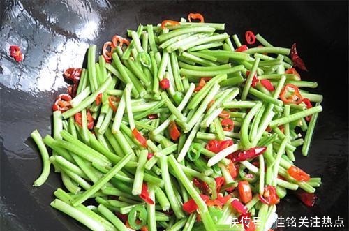 薯梗|它是蔬菜皇后,蛋白质含量不输肉类,只需1元1斤,吃着真划算!