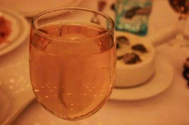 忍不住|中国人最爱的8种俄罗斯美食,看到图片就忍不住流口水,好吃不贵