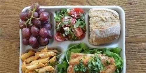 午餐|各国学校午餐都有啥,美国日本最丰盛,中国农村的孩子吃这些!