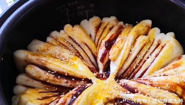  面粉|面粉里加两盒酸奶，不烤，不蒸，也不烙，简单一做，比面包还好吃