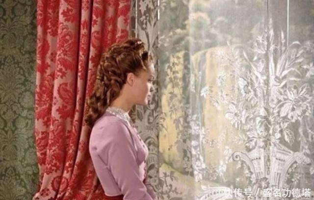 减肥|茜茜公主腰围过50cm就要绝食,啥是真正的小蛮腰?看完照片就明白