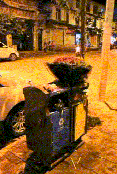 GIF|搞笑GIF:真的搞不懂这种操作是为了什么,为了开快点?还是帅?