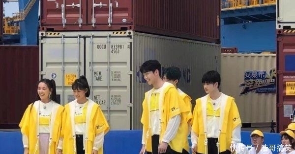  镜头|《跑男》下期水上游戏，放大蒋依依的镜头，脱妆后颜值很真实