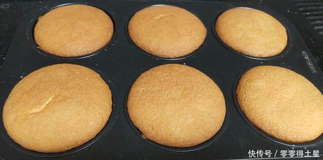 简单|全蛋打发的老式鸡蛋糕,做法简单,一学就会,还是小时候的味道