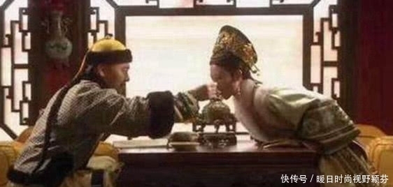 雍正|纯元猜到是宜修害了自己,为何还交代雍正善待妹妹?她也是个狠人