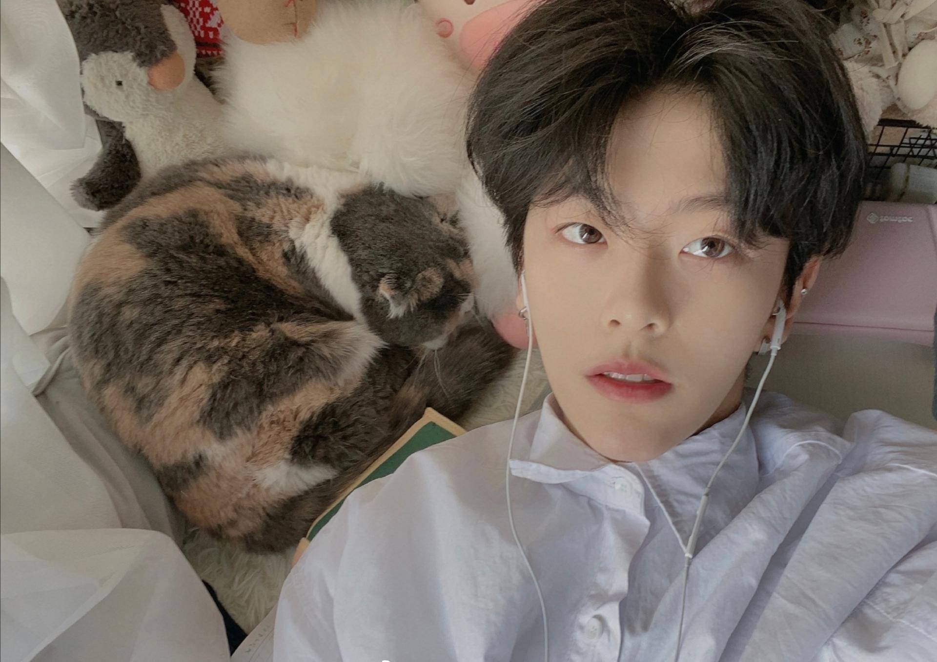  劝退|《创3》学员中性风惹争议，实力不行遭劝退，因一句话被指媚粉