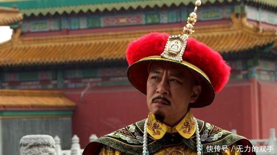 掘墓人|26岁寡妇,利用小叔子,干掉八大臣,成功当上大清王朝的掘墓人