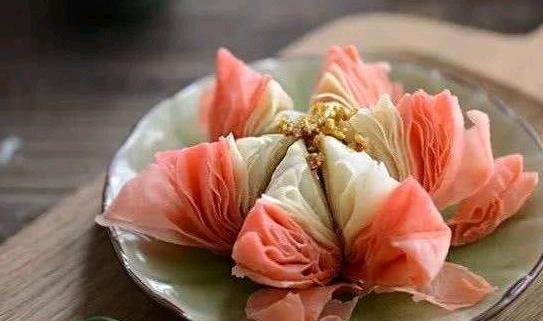 才能|《古装剧》中最常见的四种糕点,都是糯而脆的,只有皇后才能吃