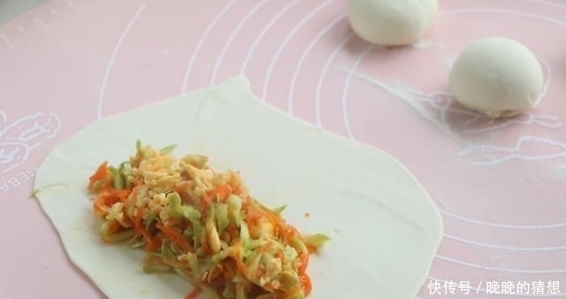 吃光|天热别蒸包子,教你懒人吃法,卷一卷8分钟出锅,早餐上桌准吃光