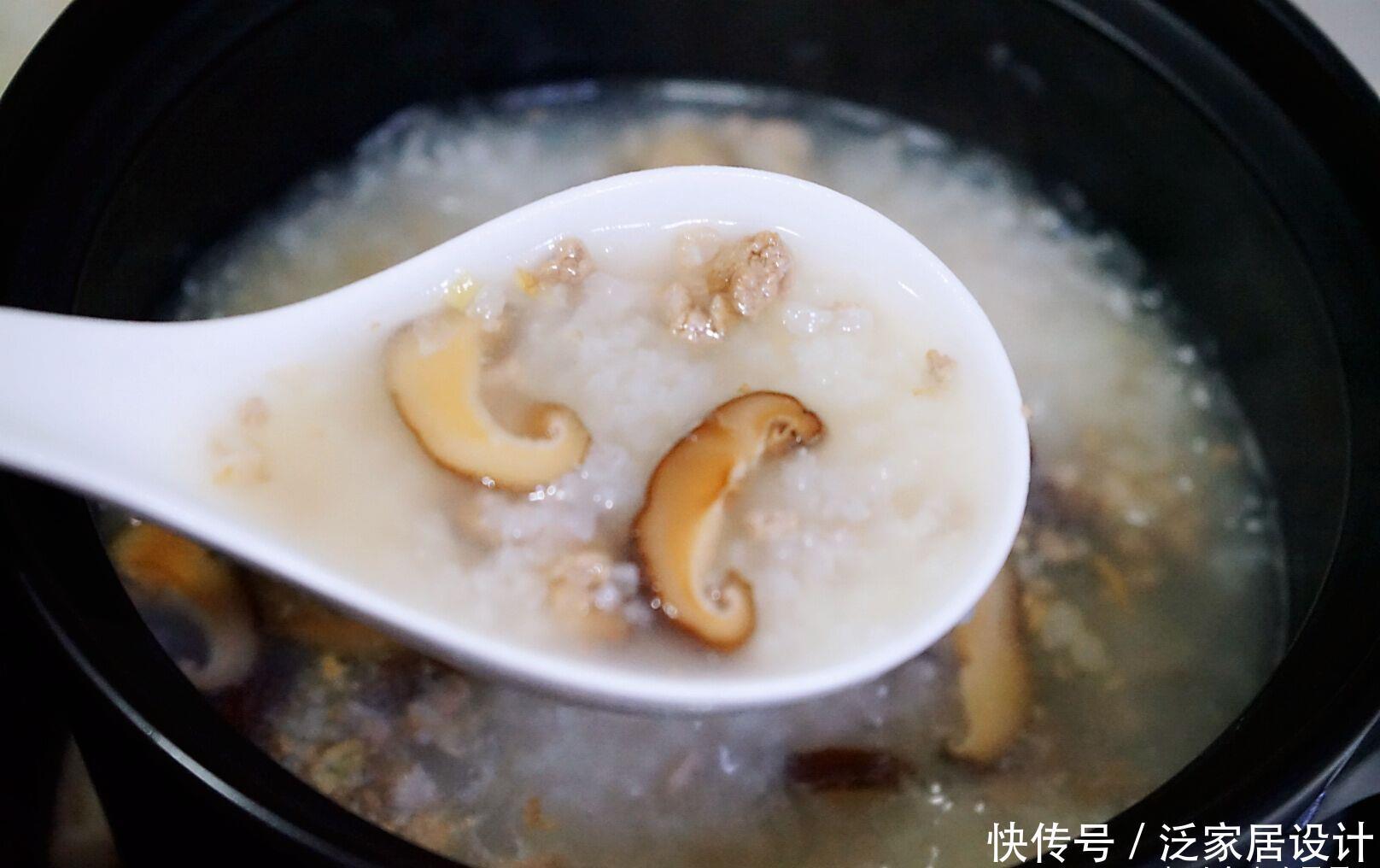 秋季|秋季早餐,得常喝这种蔬菜粥,口感咸香糯滑,促进食欲一天都精神