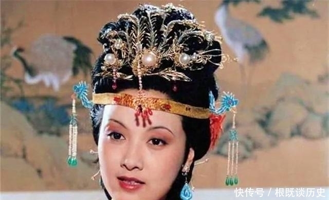 导演们|她是87红楼梦里的王熙凤，又矮又黑不被看好，一试戏竟惊艳全场