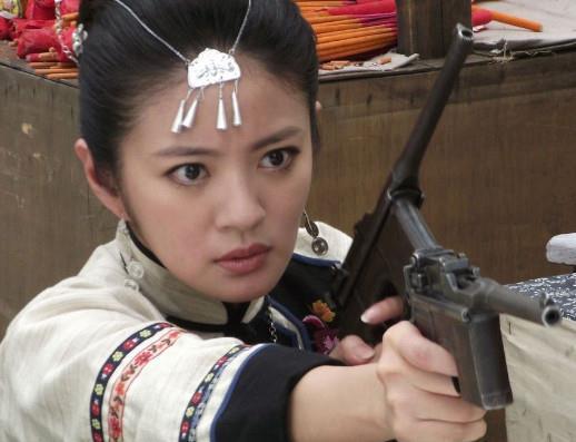 特赦|她长相出众,却是女土匪,被抓后,毛主席特赦,她却做了一件事