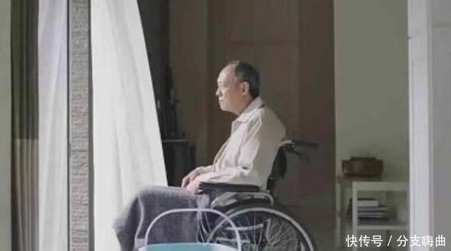 丁克|“要是能重来,我一定让爸妈抱上孙子”,坚持丁克的康辉,后悔了