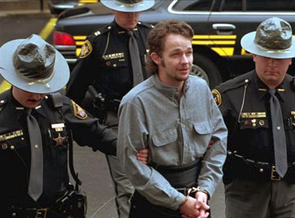  法院|17年来首次联邦死刑！美男子杀一家三口，被害者家属却不想他偿命