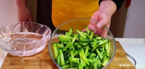 萝卜|教你凉拌萝卜的秘诀，奶奶40年的老方子，比凉拌黄瓜好吃多了