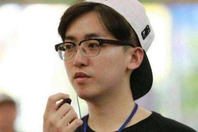 些工作人员|录制真人秀工作人员为何不露脸跑男导演说出真相,粉丝立马炸锅