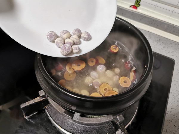  夏天|夏天，还在用豆浆做早餐女生经常喝它，饱腹而且养气色