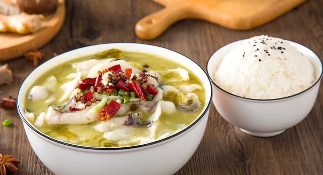 鱼片|快手酸菜鱼,只要学会这3招,鱼肉滑嫩,你也是大厨