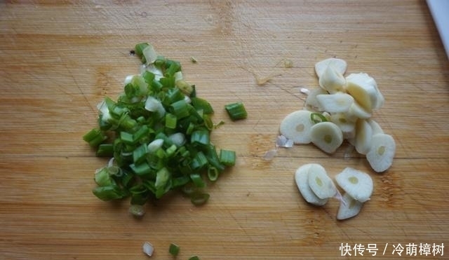 道菜|这道菜食材简单,价格实惠又养人,是秋季不能错过的一道美食
