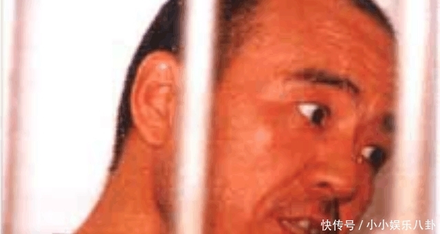 被捕|他赤手空拳杀15女, 还大摇大摆的上街吃饭, 被捕后自称瞧不起张君