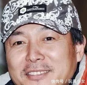  模范|他是百花影帝，曾有过一次失败的婚姻，如今和现任妻子是模范夫妻