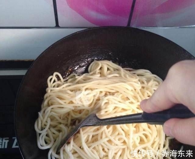 面条|营养炒面,家里做的,可以尽快学会