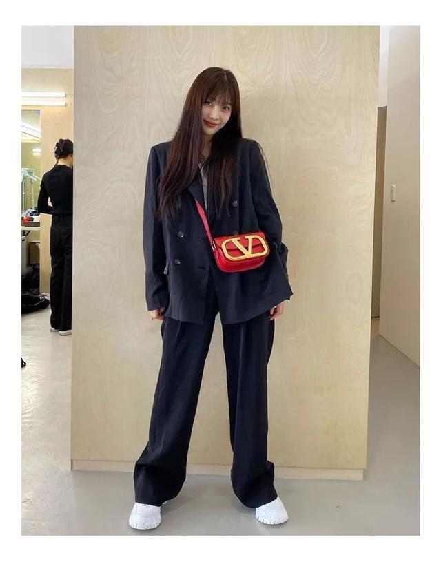 潇洒|2020年第一条长裙,要像戚薇张柏芝的一样潇洒