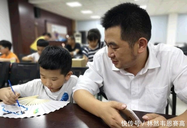 震楼器|孩子扔积木,引楼下邻居不满安装“震楼器”,宝妈后悔“求放过”