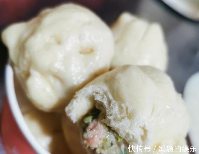 人成|自己做的包子,对比别人做的包子,简直就是买家秀与卖家秀的区别