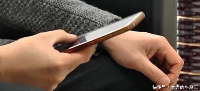  小时|新型骗术,多人上当男子当面收到转账7100元两小时后钱却没了！