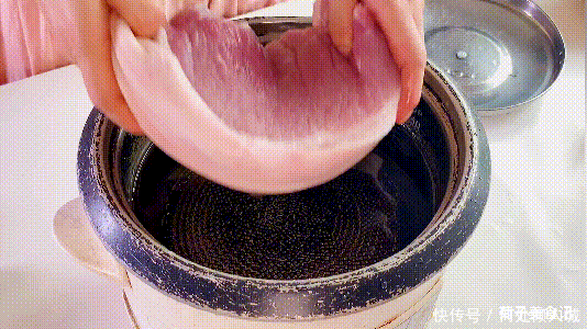 想要|想要做出美味不油腻的蒜泥白肉,只要做对这几步,比饭店的还好吃