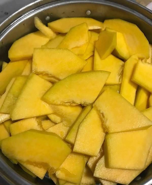 美味|这才是南瓜饼最好吃的做法,超级美味,低糖易消化,比糖糕还好吃