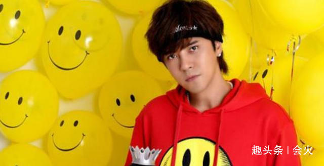  不雅|罗志祥复出成功，主持综艺节目照常播出，节目中不雅动作遭争议！