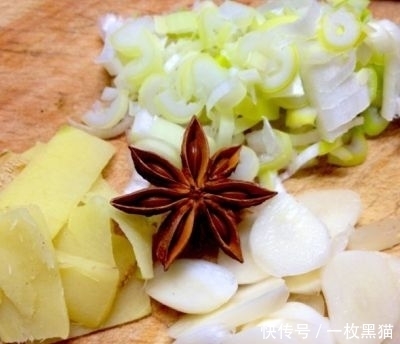  茄子|西红柿茄子打卤手擀面