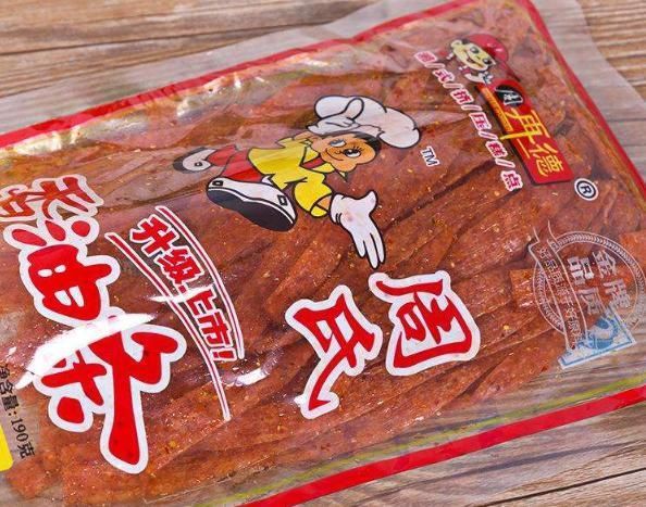 卫龙辣条|公认最好吃的“4款辣条”,卫龙排名第3,吃过第1的都是大叔