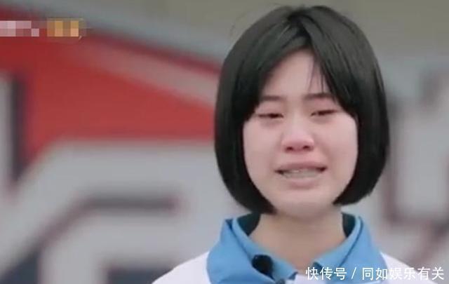 不让|女孩嫌爸爸长得老,从不让他来开家长会,镜头转向父亲那刻太心酸