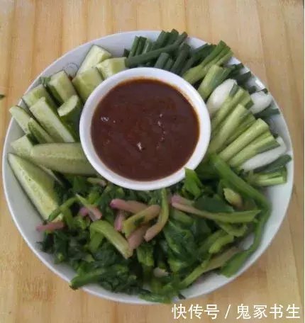 本地人|南方人咽不下口的4种东北菜,尤其是第四种,连本地人都很少吃!