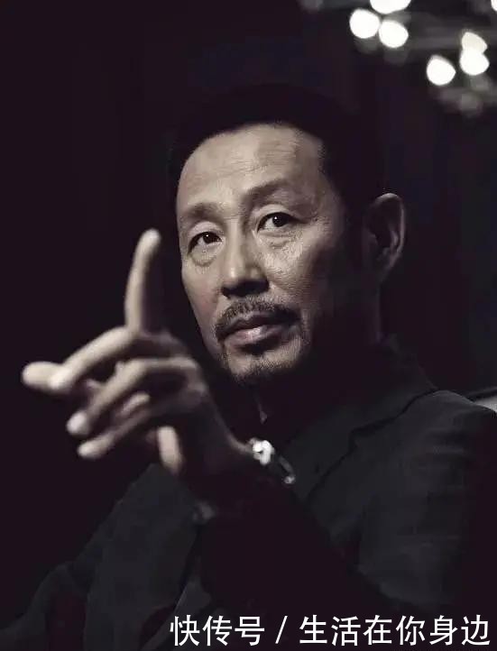 事业|93年被陈道明赏识,05年掏空华谊,王京花搞起事业有多厉害