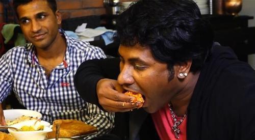 刀叉|各国一起吃火锅,中国人拿筷子,美国人拿刀叉,看到印度人,懵了