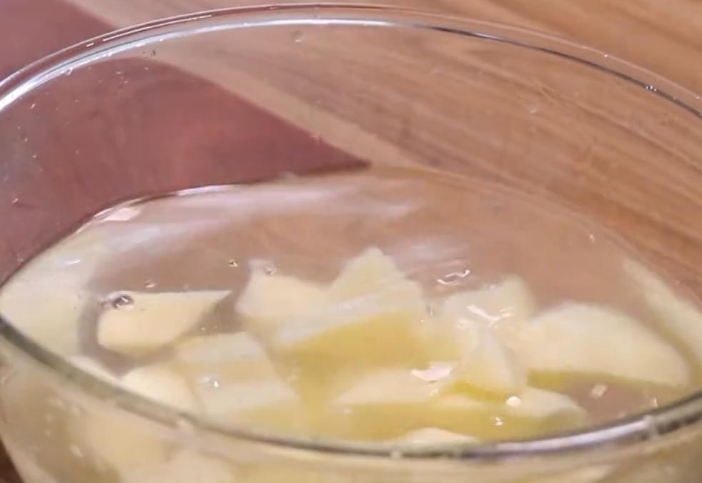 好吃|排骨与土豆是绝配,土豆软绵,排骨入口即化,好吃到停不下来