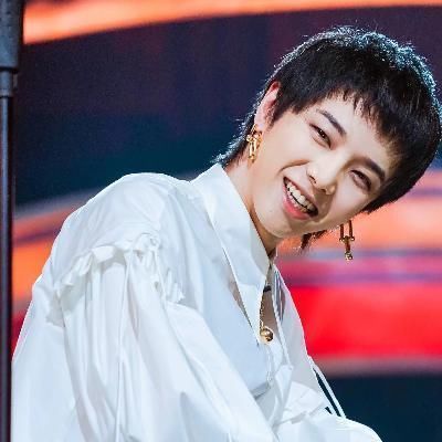 胡夏|华晨宇咖位到底有多大听到90后“歌神”对他的称呼,一般人真不敢用