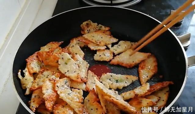  特别|剩米饭不要炒着吃了，试试这种做法，咬一口又酥又脆，特别的香