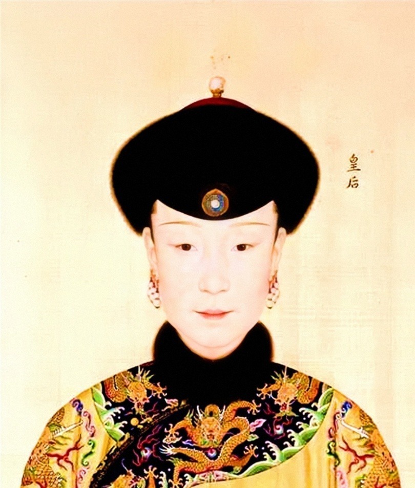 乾隆帝|乾隆和12个老婆的画像，图15比乾隆小47岁，图3是乾隆真实的相貌