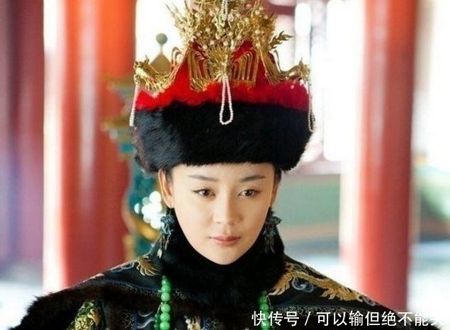 龙袍|她是历史上唯一穿着龙袍下葬的女子,衣服还是皇帝赏的