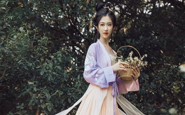  奇女子|杜十娘：虽处风尘之中，亦不妨碍成为一个奇女子