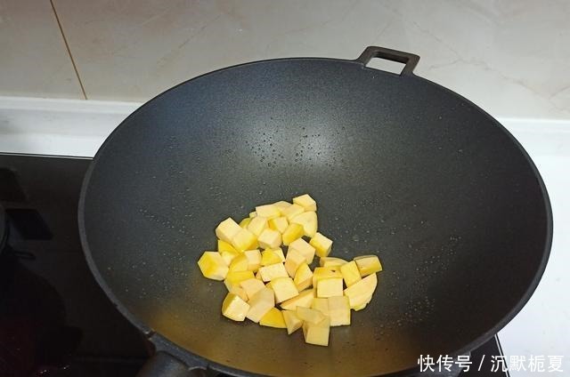 精致|40岁女人的极简晚餐,一人食也有滋有味,网友精致,日子过成诗