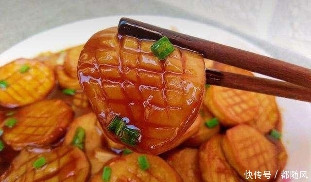倒入杏鲍菇|待客必备的几道家常菜,鲜嫩美味,下酒又下饭,在家请客有面子