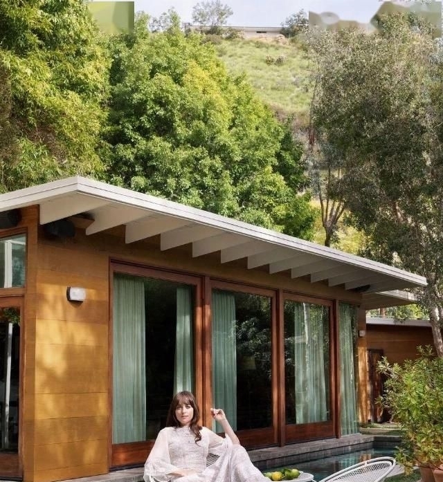 对镜|解锁对镜自拍技巧,分分钟在家拍出大片!