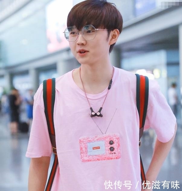 天差地别|这两档节目同期播出,播放量却是天差地别,一个上亿一个不到千万