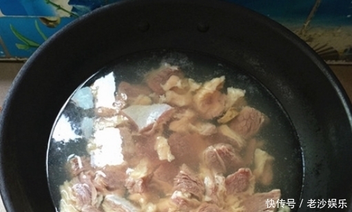 炖牛肉|还用香料炖牛肉?这样就错了!只需这三样,这三步,牛肉鲜香入味